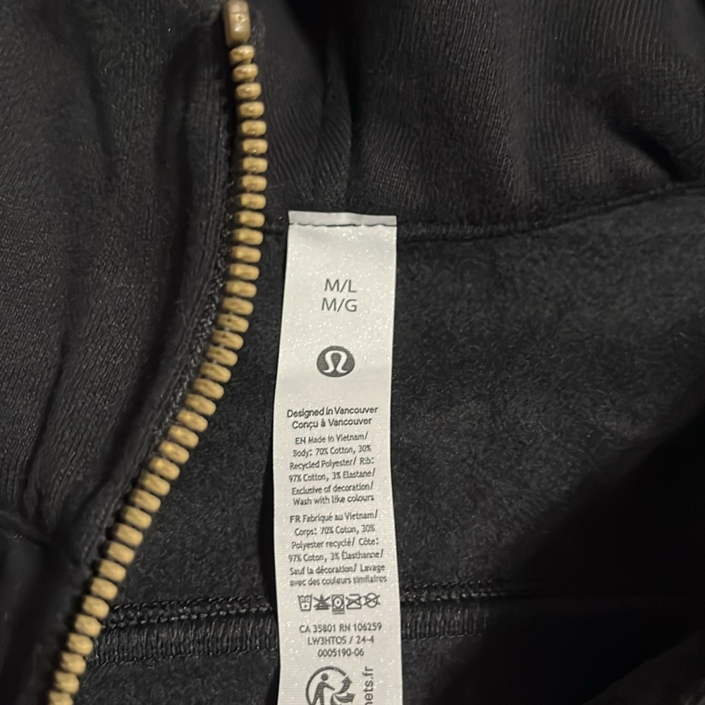 Lululemon Scuba Oversized Half-Zip Hoodie
Black / Gold Size M/L - Picture 4 of 6